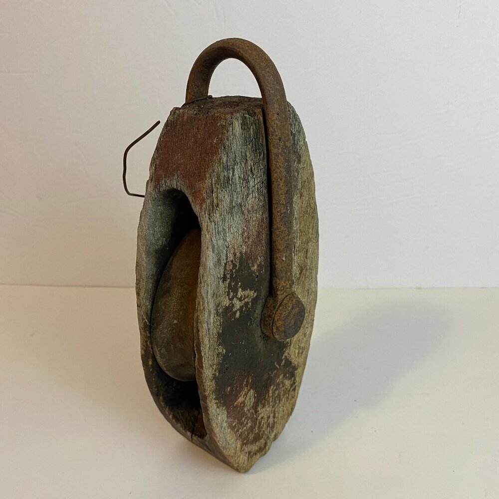 Vintage Wooden Barn Pull